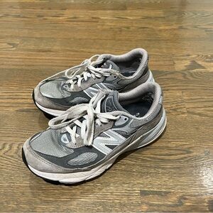 Well Loved New Balance 990 US Size 7.5 EU Size 38